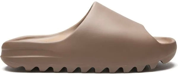 Yeezy Slide 'Earth Brown'