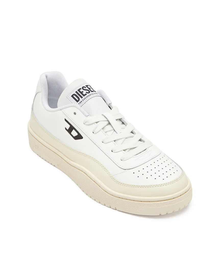 S-Tracker-D Sneakers in tonal leather