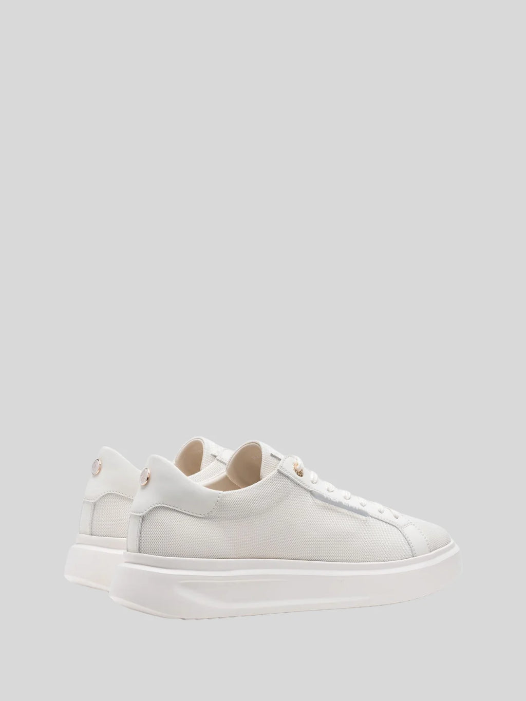Replay Pulsar Two Off White